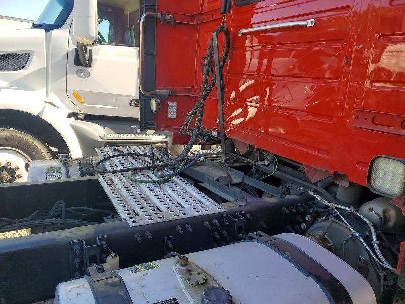 49101536 :رقم المزاد ، 4V4WC9EG6PN610479 vin ، 2023 Volv Vnr مزاد بيع