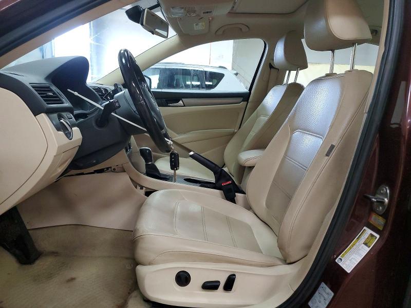 2014 Volkswagen Passat მანქანა იყიდება აუქციონზე, vin: 1VWBN7A31EC048038, აუქციონის ნომერი: 50267156
