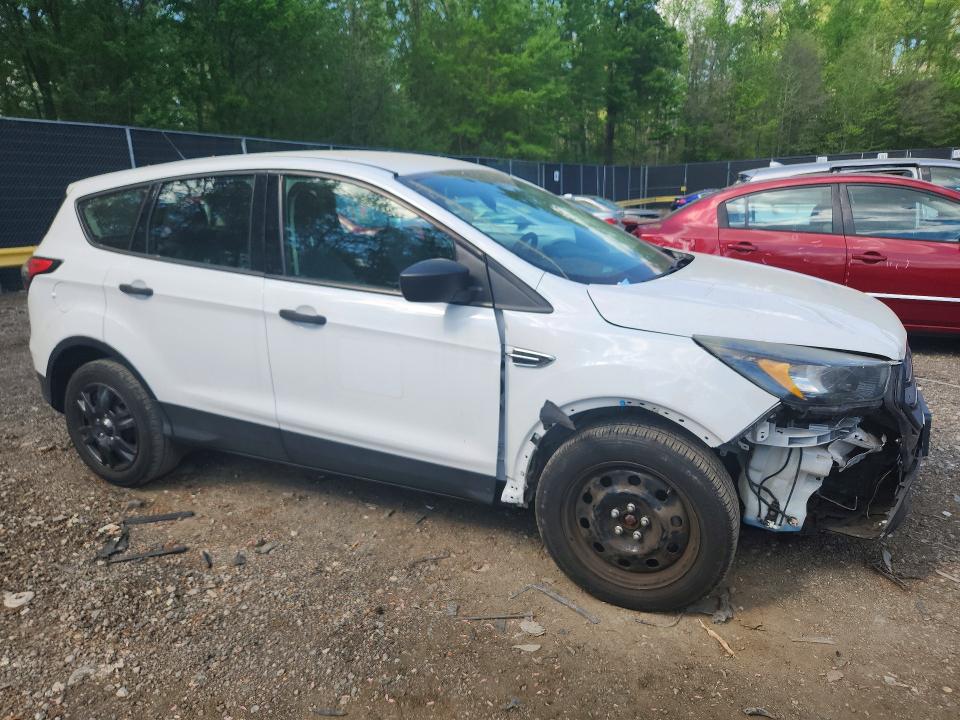 Продажа на аукционе авто 2018 Ford Escape, vin: 1FMCU0F72JUA28104, номер лота: 50101506