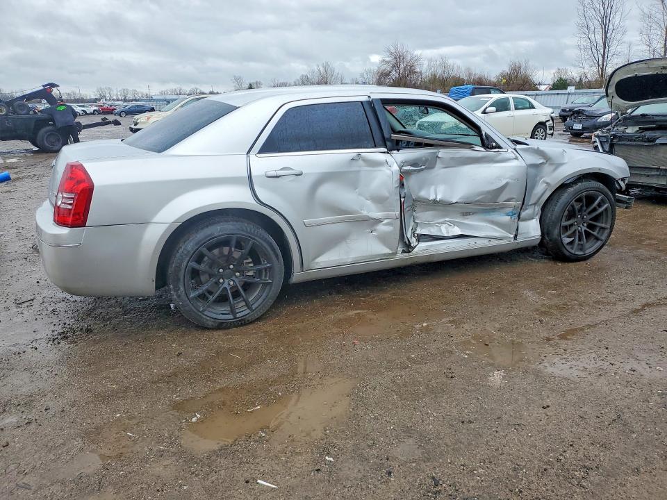 Продажа на аукционе авто 2005 Chrysler 300, vin: 2C3JA53G35H678613, номер лота: 50231096
