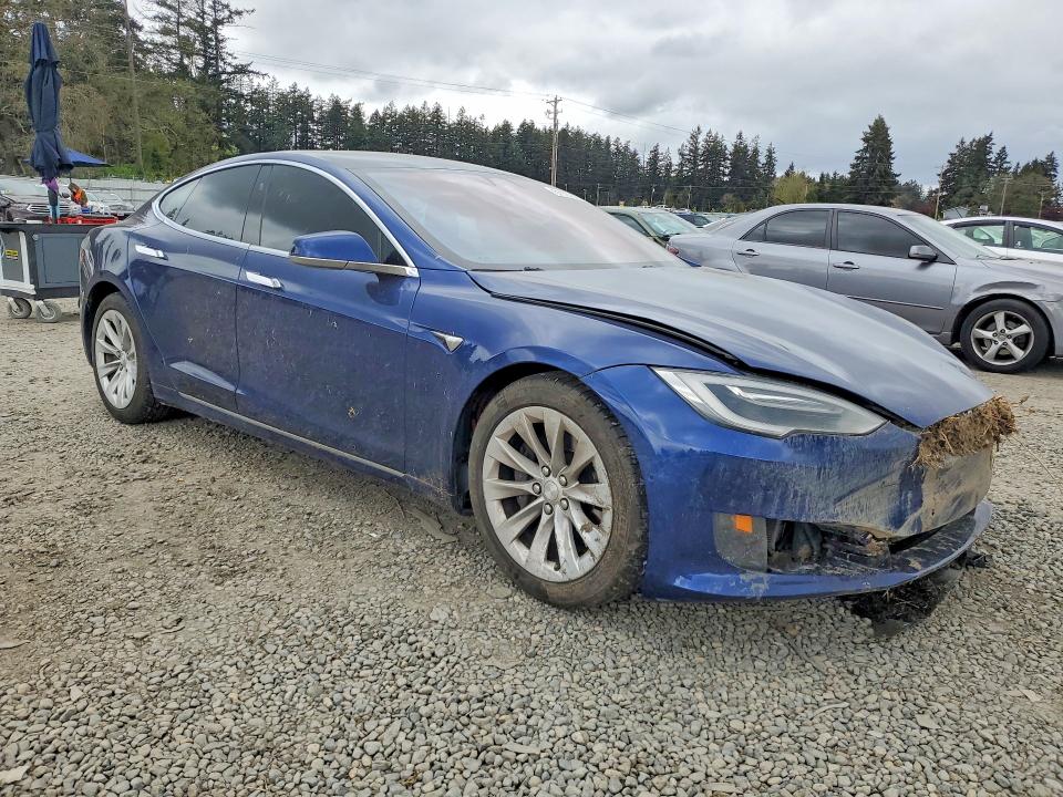 Продажа на аукционе авто 2017 Tesla Model S, vin: 5YJSA1E29HF210647, номер лота: 51127226