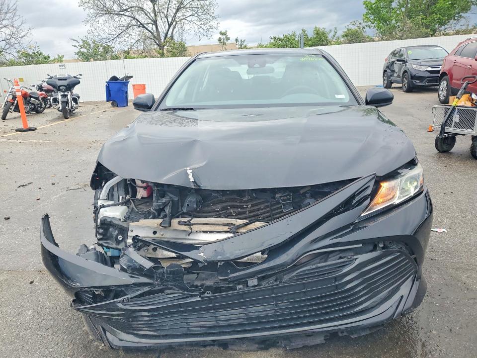 Продаж на аукціоні авто 2019 Toyota Camry, vin: 4T1B11HK0KU765346, номер лоту: 49768126