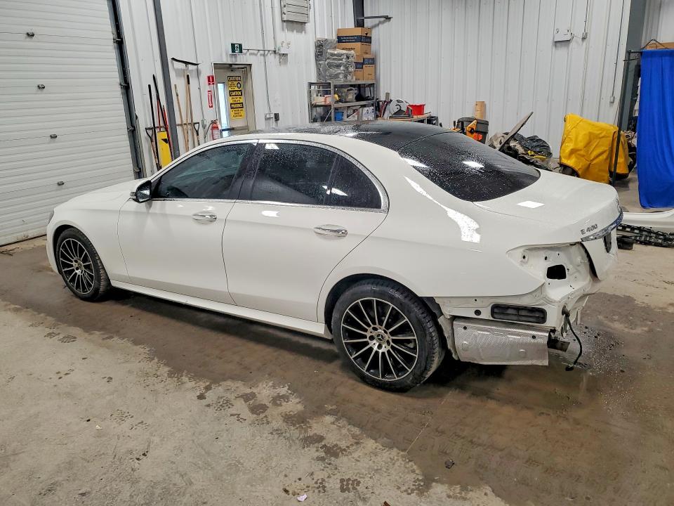 49471106 :رقم المزاد ، WDDZF6GB4JA465480 vin ، 2018 Mercedes-benz E مزاد بيع