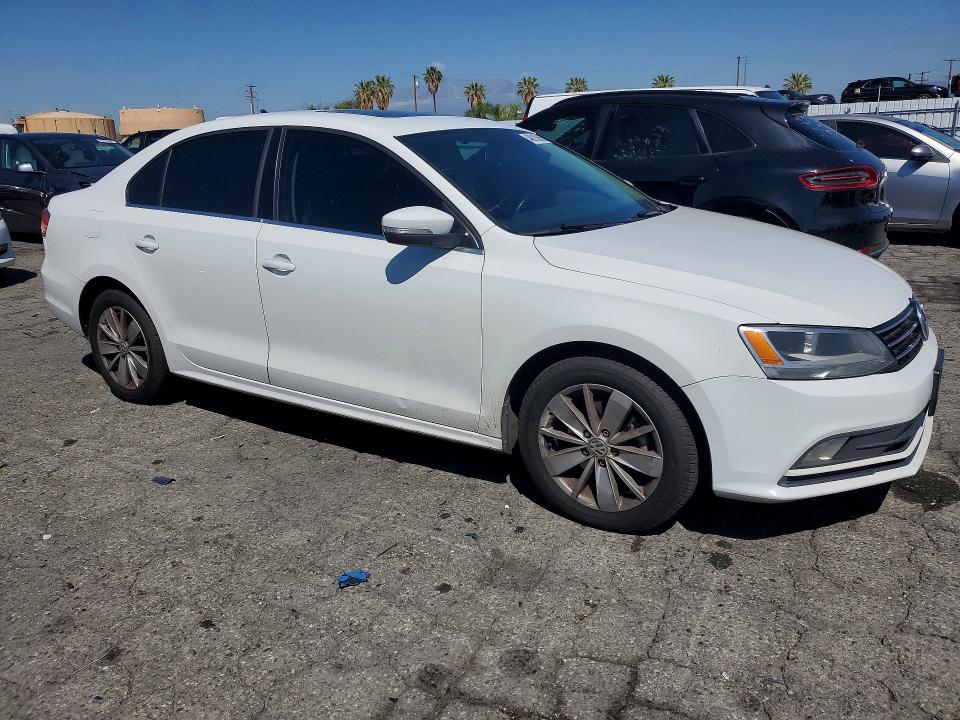 Продажа на аукционе авто 2015 Volkswagen Jetta, vin: 3VWD17AJ3FM286203, номер лота: 48015666