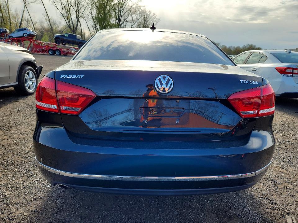 Продажа на аукционе авто 2015 Volkswagen Passat, vin: 1VWCV7A30FC097074, номер лота: 50399646