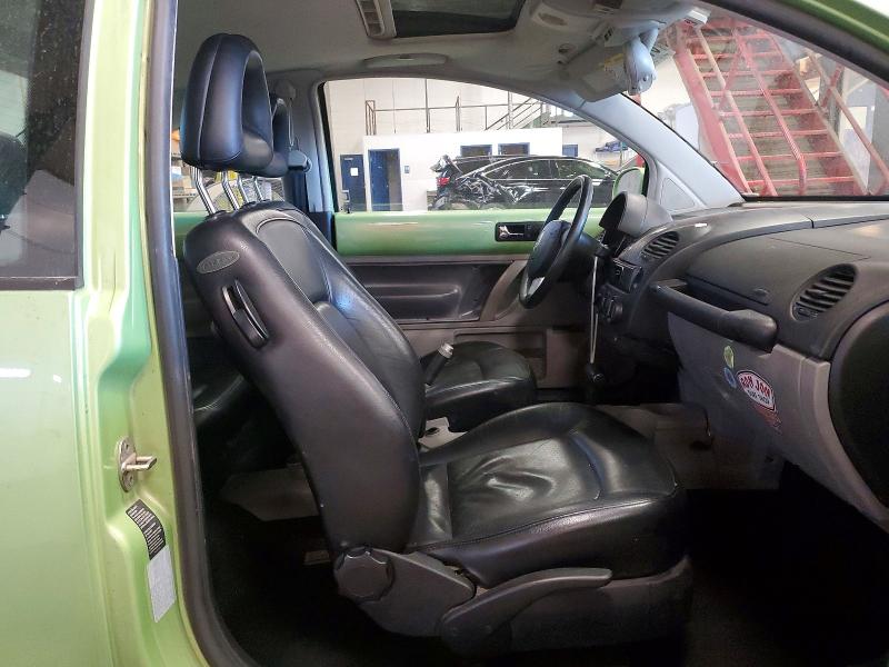 2001 Volkswagen New Beetle მანქანა იყიდება აუქციონზე, vin: 3VWCC21C21M412019, აუქციონის ნომერი: 51296156