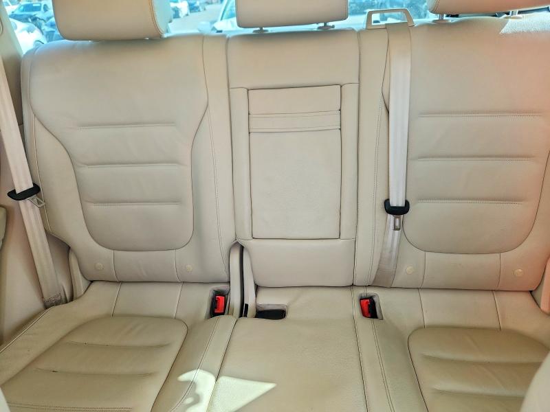 48259636 :رقم المزاد ، WVGGF7BP7HD004689 vin ، 2017 Volkswagen Touareg مزاد بيع