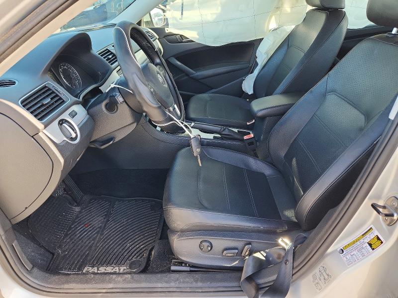 50121896 :رقم المزاد ، 1VWBH7A31DC129241 vin ، 2013 Volkswagen Passat مزاد بيع