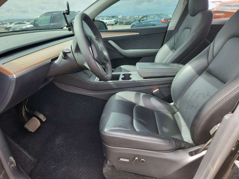 49755366 :رقم المزاد ، 7SAYGAEE8SF259710 vin ، 2025 Tesla Model Y مزاد بيع