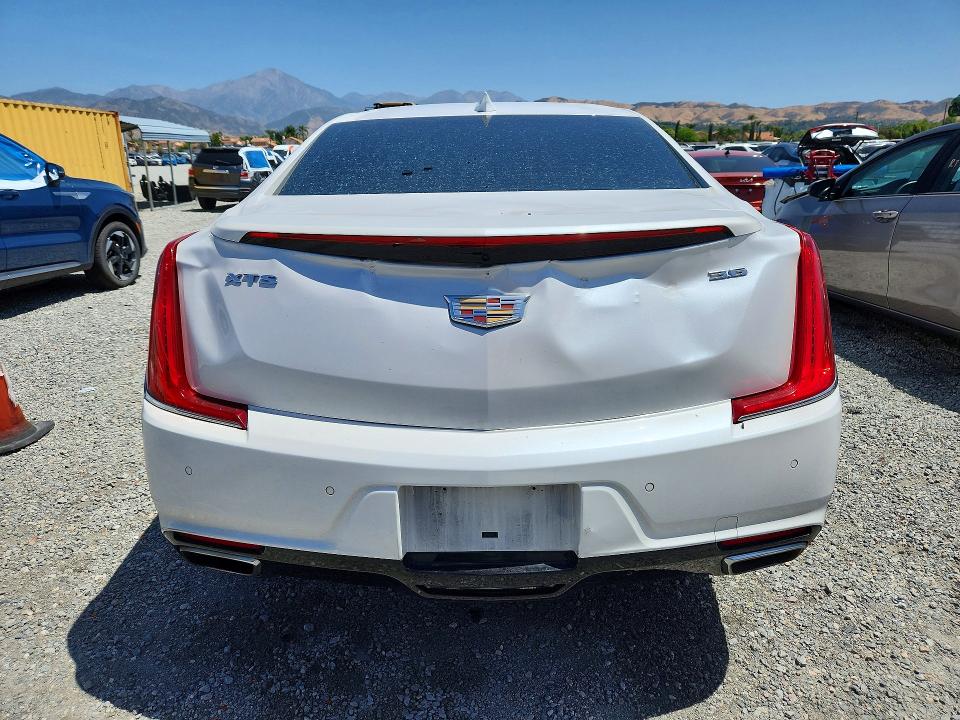 50454676 :رقم المزاد ، 2G61P5S32J9122289 vin ، 2018 Cadillac Xts مزاد بيع