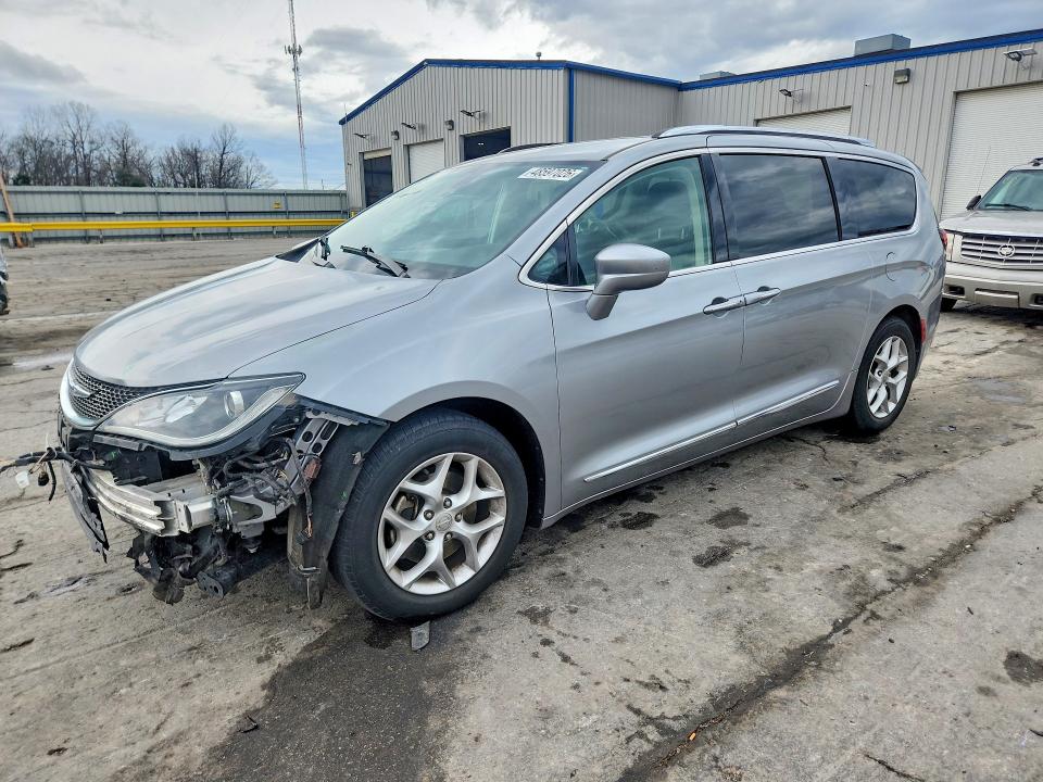 Aukcja sprzedaży 2018 Chrysler Pacifica, vin: 2C4RC1EG0JR330299, numer aukcji: 48597026
