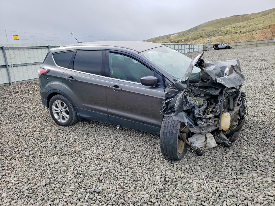 50742666 :رقم المزاد ، 1FMCU9G97HUA51179 vin ، 2017 Ford Escape مزاد بيع