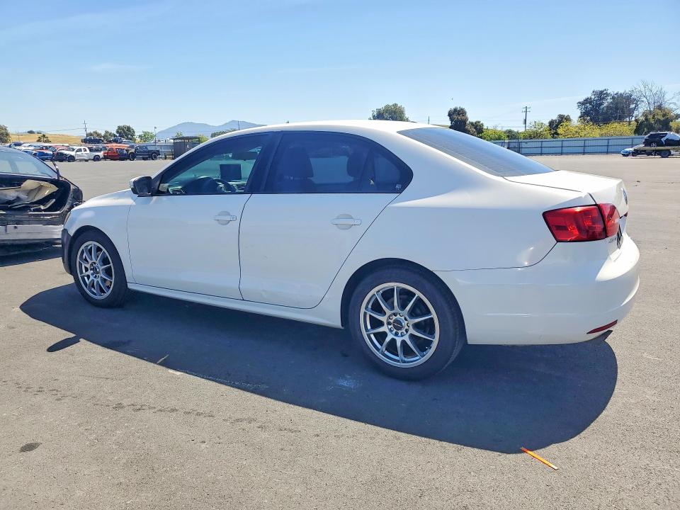 49173506 :رقم المزاد ، 3VWBP7AJ4CM317492 vin ، 2012 Volkswagen Jetta مزاد بيع