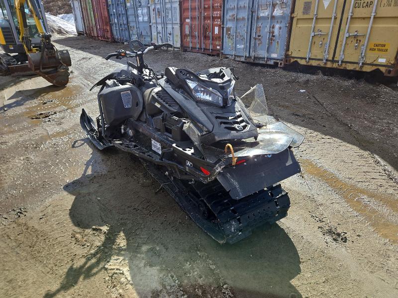 51105756 :رقم المزاد ، 2BPSASNA6NV000298 vin ، 2022 Ski-doo Expedition Swt 900 مزاد بيع