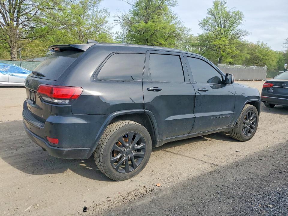 50135136 :رقم المزاد ، 1C4RJFAGXJC387529 vin ، 2018 Jeep Grand Cherokee مزاد بيع