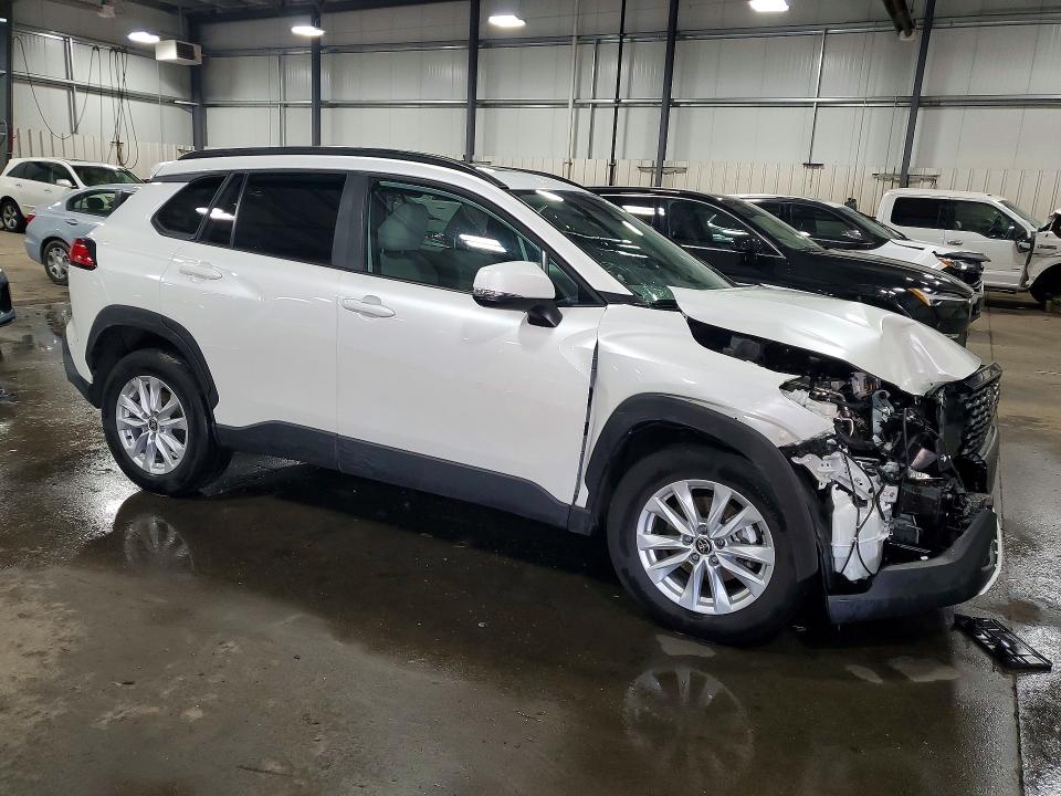 50516296 :رقم المزاد ، 7MUBAABG9PV049135 vin ، 2023 Toyota Corolla Cross مزاد بيع