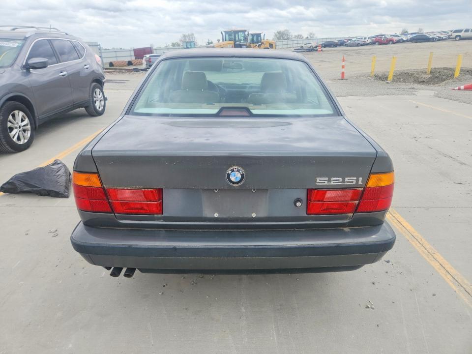 1989 Bmw 525 მანქანა იყიდება აუქციონზე, vin: WBAHC2308KBE21554, აუქციონის ნომერი: 47443656