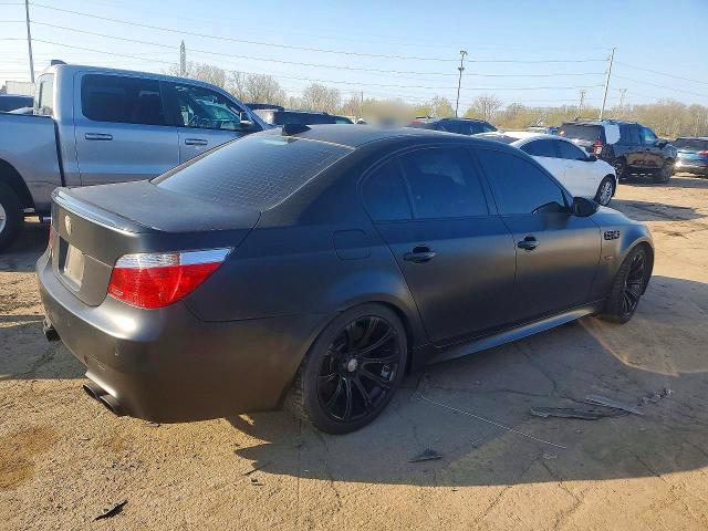 51101256 :رقم المزاد ، WBSNB93537CX07283 vin ، 2007 Bmw M5 مزاد بيع