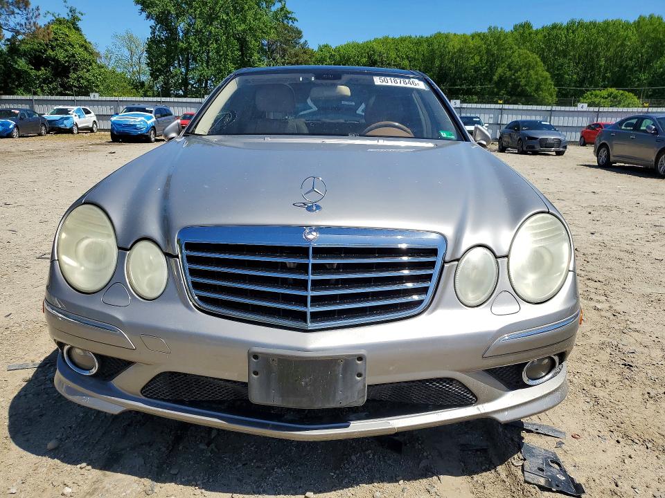 50187846 :رقم المزاد ، WDBUF56X78B316544 vin ، 2008 Mercedes-benz E مزاد بيع