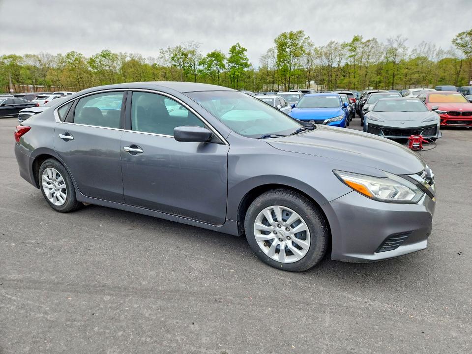 47994986 :رقم المزاد ، 1N4AL3AP9JC149375 vin ، 2018 Nissan Altima مزاد بيع