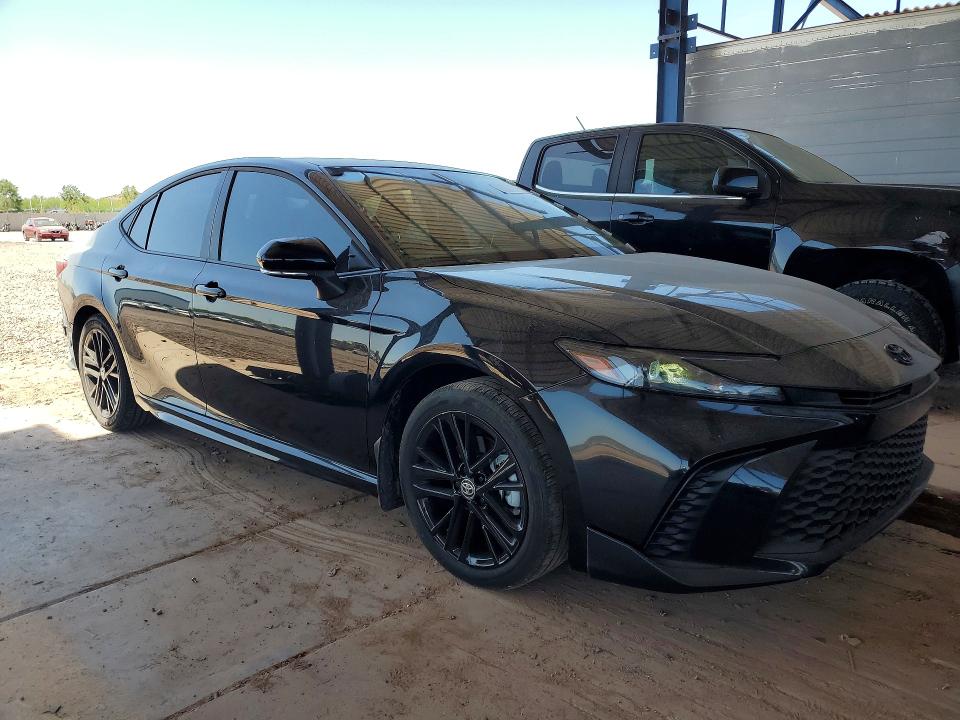 2025 Toyota Camry მანქანა იყიდება აუქციონზე, vin: 4T1DAACK2SU585690, აუქციონის ნომერი: 49681826