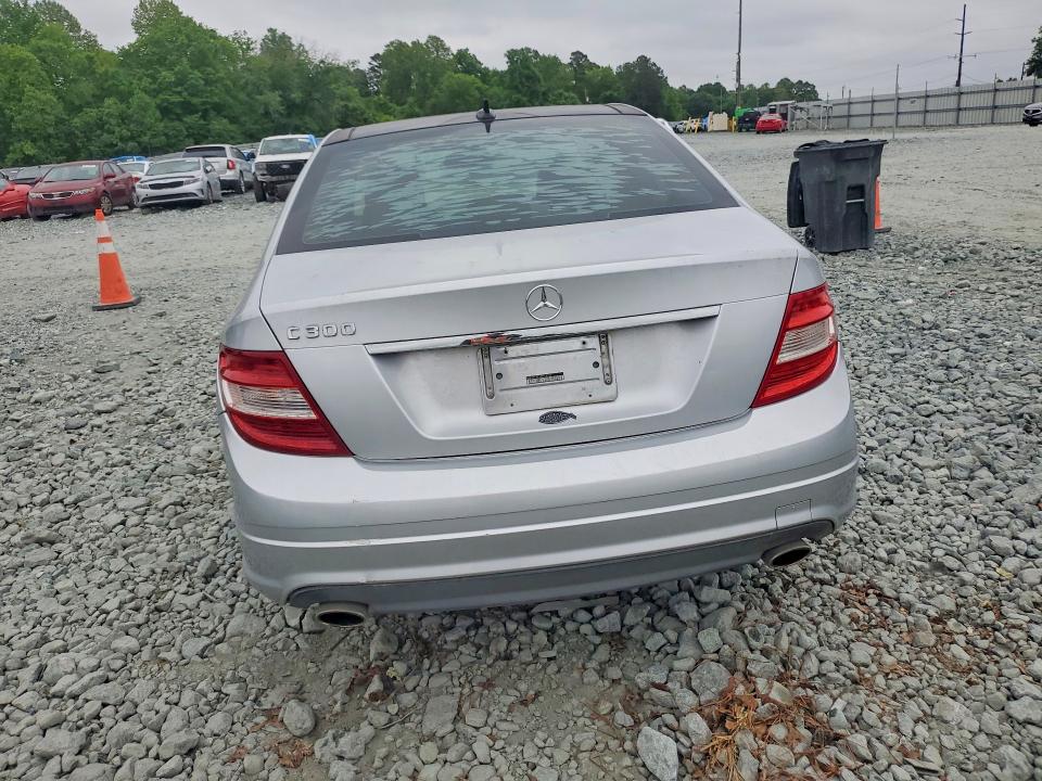 50672746 :رقم المزاد ، WDDGF54X19F208793 vin ، 2009 Mercedes-benz C مزاد بيع