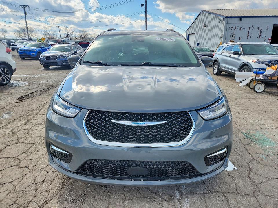 2021 Chrysler Pacifica მანქანა იყიდება აუქციონზე, vin: 2C4RC1L77MR599472, აუქციონის ნომერი: 48982386