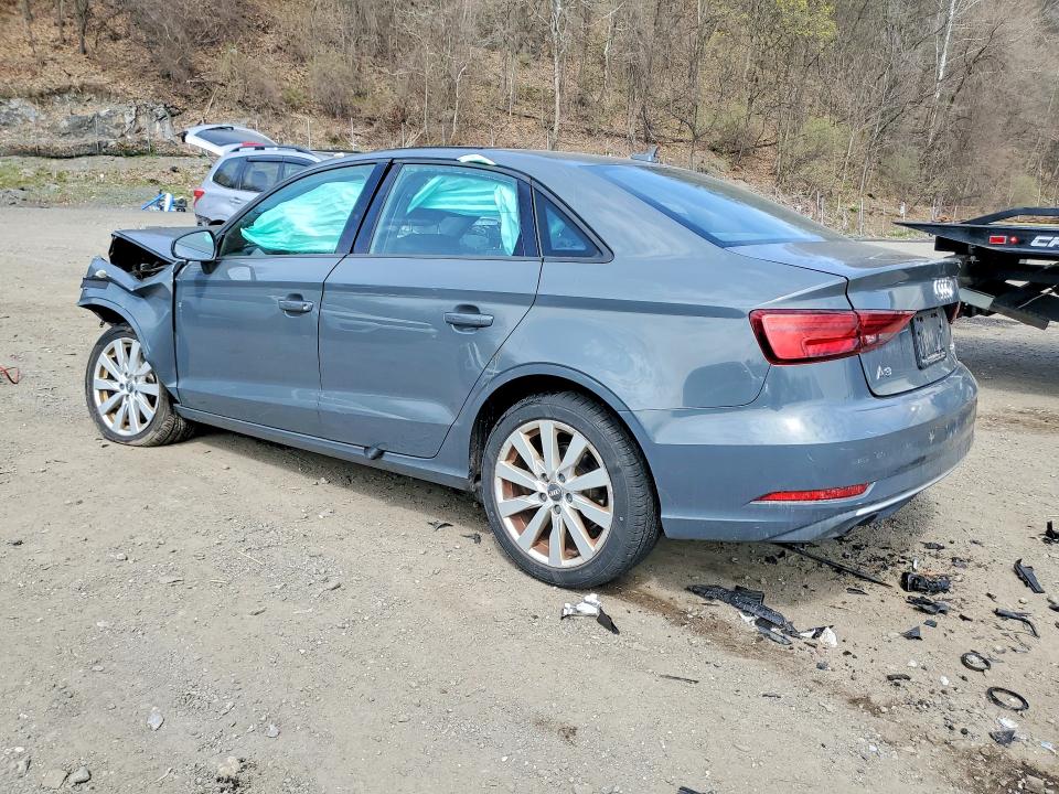 2017 Audi A3 მანქანა იყიდება აუქციონზე, vin: WAUB8GFF0H1059736, აუქციონის ნომერი: 49645086