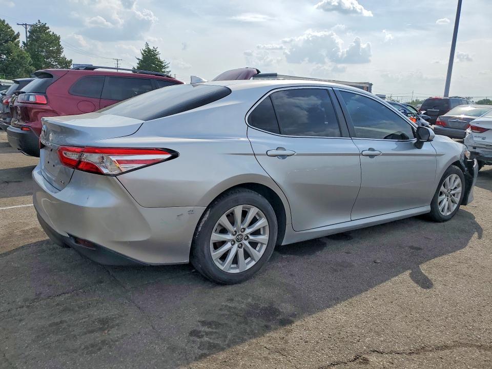 Продажа на аукционе авто 2019 Toyota Camry, vin: 4T1B11HK2KU270243, номер лота: 50955476