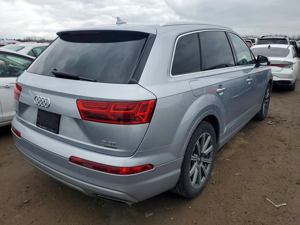 49382426 :رقم المزاد ، WA1LAAF71JD046753 vin ، 2018 Audi Q7 مزاد بيع