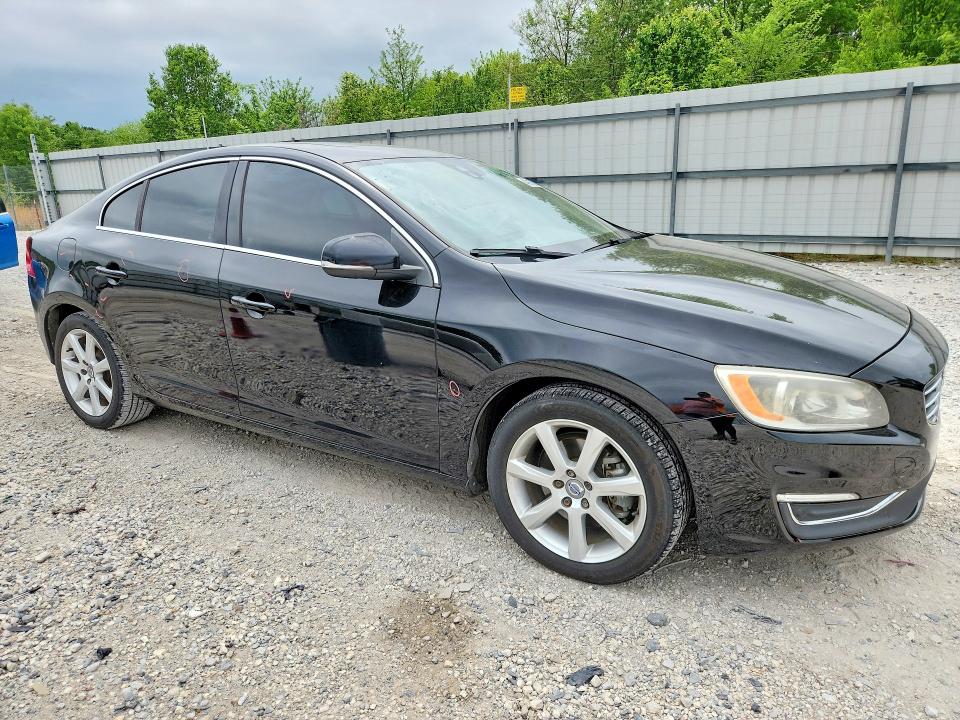 2016 Volvo S60 მანქანა იყიდება აუქციონზე, vin: YV126MFK3G2402420, აუქციონის ნომერი: 49160146
