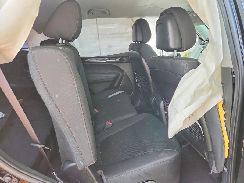 49475166 :رقم المزاد ، 5XYKT4A78FG551735 vin ، 2015 Kia Sorento مزاد بيع