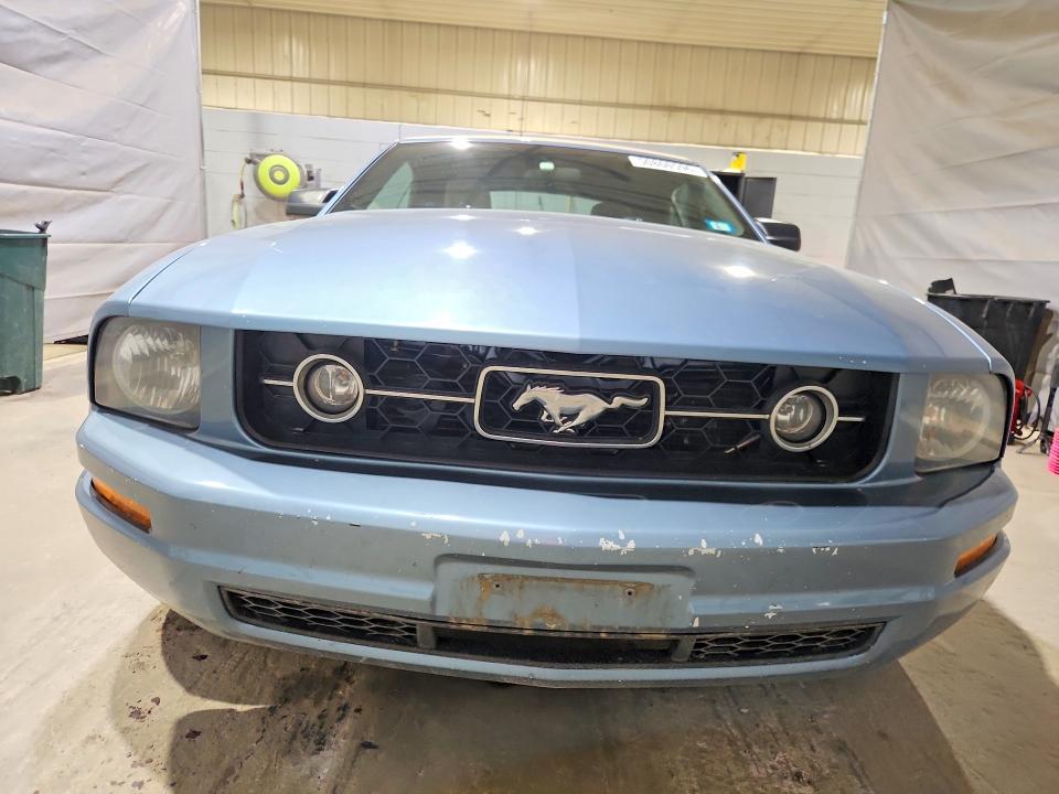 2007 Ford Mustang მანქანა იყიდება აუქციონზე, vin: 1ZVHT84N275370021, აუქციონის ნომერი: 50860596
