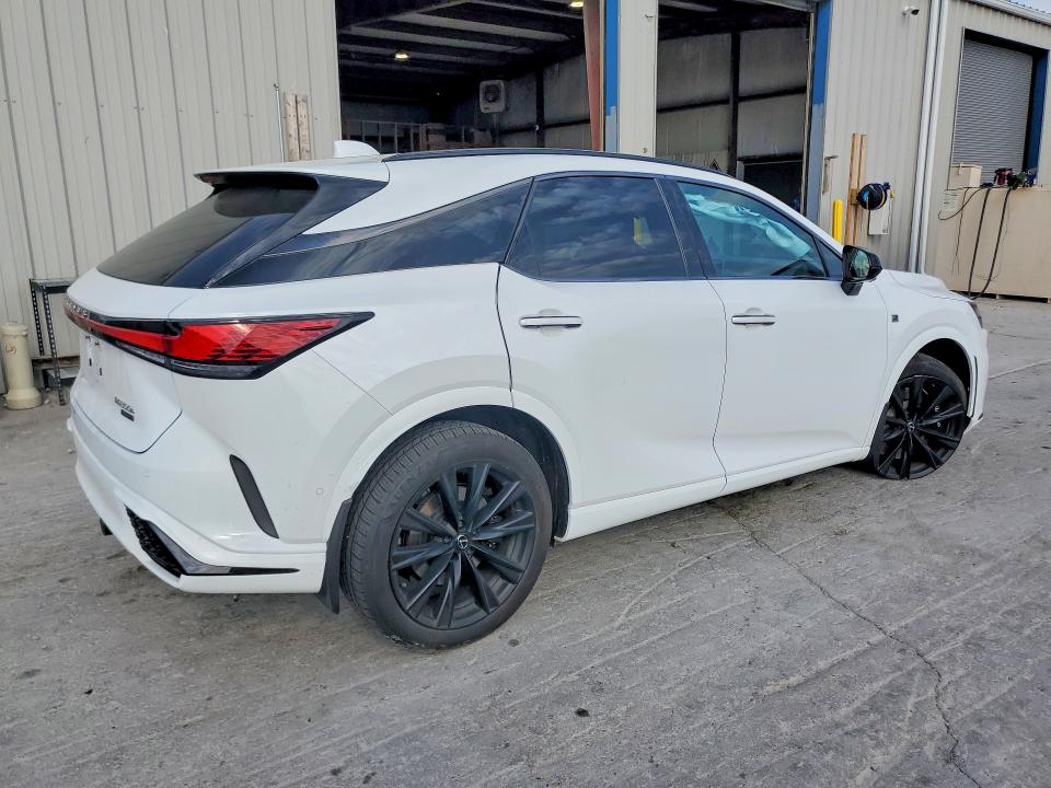 48332786 :رقم المزاد ، 2T2BCMEA1PC008970 vin ، 2023 Lexus Rx 500h مزاد بيع