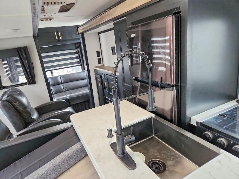 Продаж на аукціоні авто 2021 Forest River Cherokee Forest River Cheroke, vin: 4X4TCKC29MX150922, номер лоту: 50076836