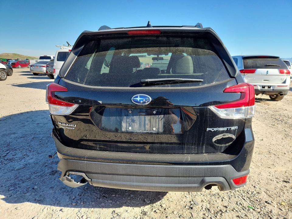 Продаж на аукціоні авто 2021 Subaru Forester, vin: JF2SKAJC8MH438016, номер лоту: 48983946