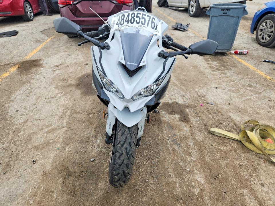 2025 Kawasaki Zx400 მანქანა იყიდება აუქციონზე, vin: ML5ZXCS19SDA39298, აუქციონის ნომერი: 48485576
