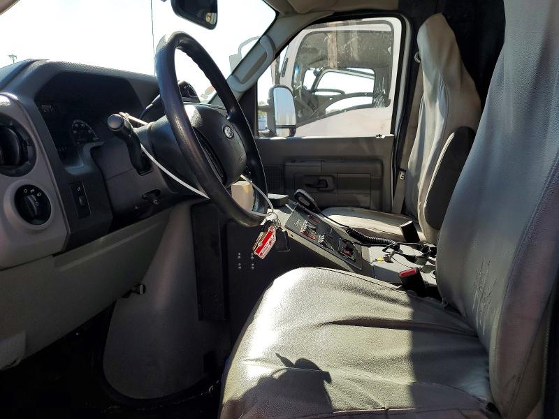 2018 Ford Econoline მანქანა იყიდება აუქციონზე, vin: 1FDWE3FS9JDC36688, აუქციონის ნომერი: 50912366