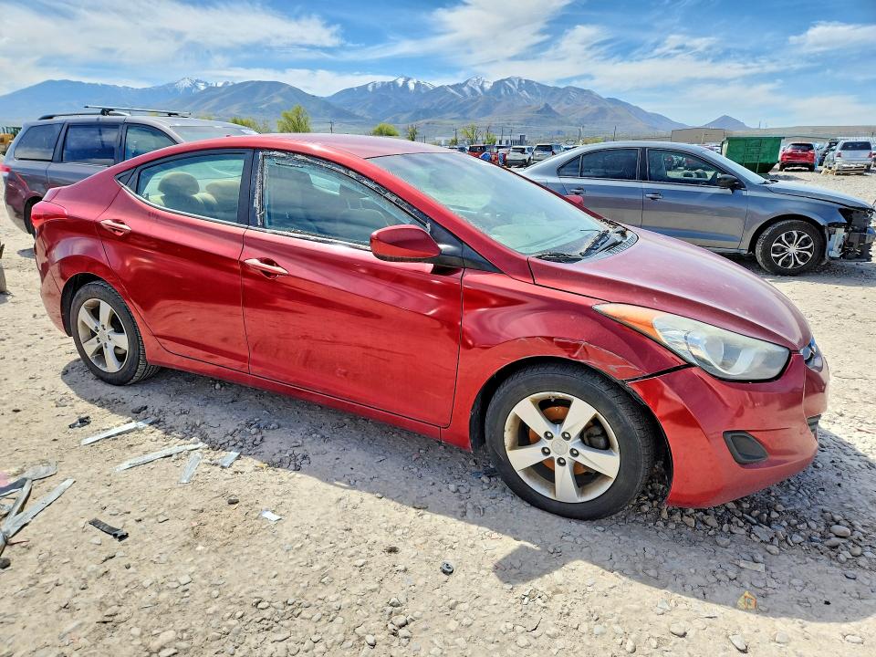 49052996 :رقم المزاد ، 5NPDH4AE5DH348008 vin ، 2013 Hyundai Elantra مزاد بيع