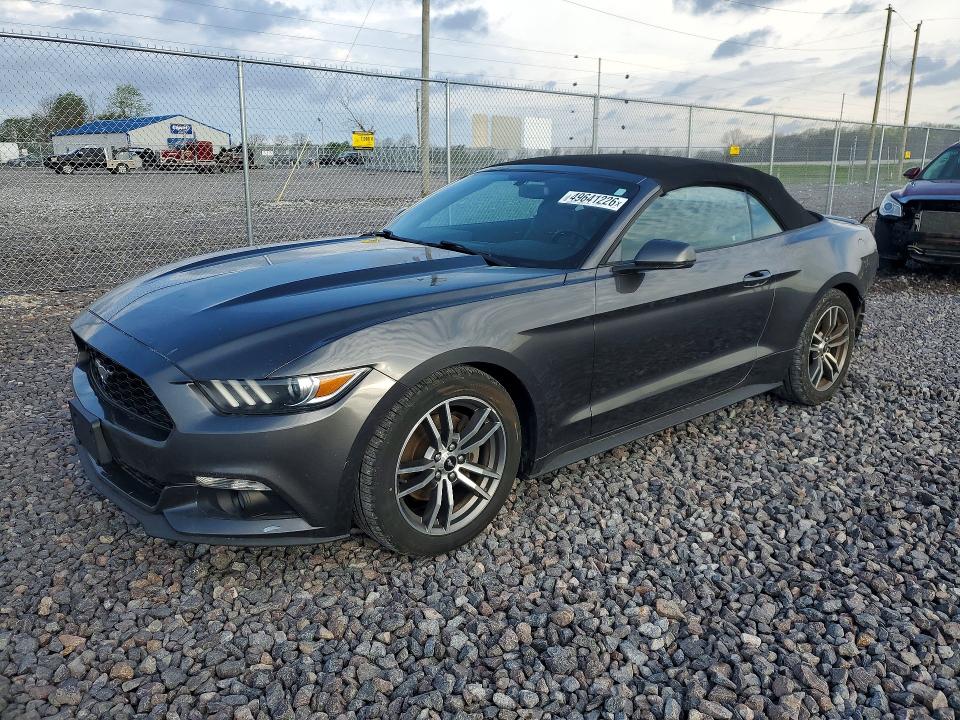 49641226 :رقم المزاد ، 1FATP8UH7H5204256 vin ، 2017 Ford Mustang مزاد بيع