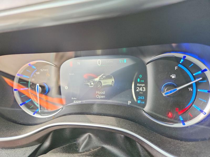 45887406 :رقم المزاد ، 2C4RC1N73JR157717 vin ، 2018 Chrysler Pacifica مزاد بيع