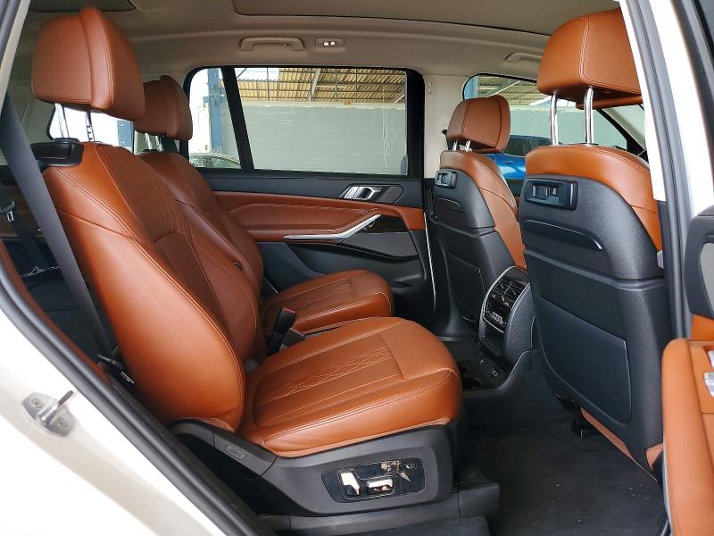 50570136 :رقم المزاد ، 5UXCW2C09L9C68792 vin ، 2020 Bmw X7 مزاد بيع