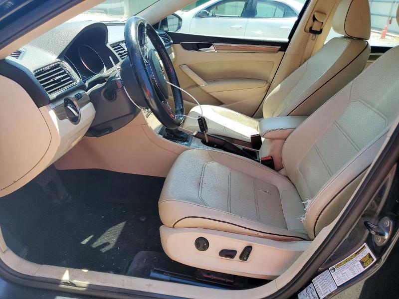 49881076 :رقم المزاد ، 1VWBT7A37HC045509 vin ، 2017 Volkswagen Passat مزاد بيع