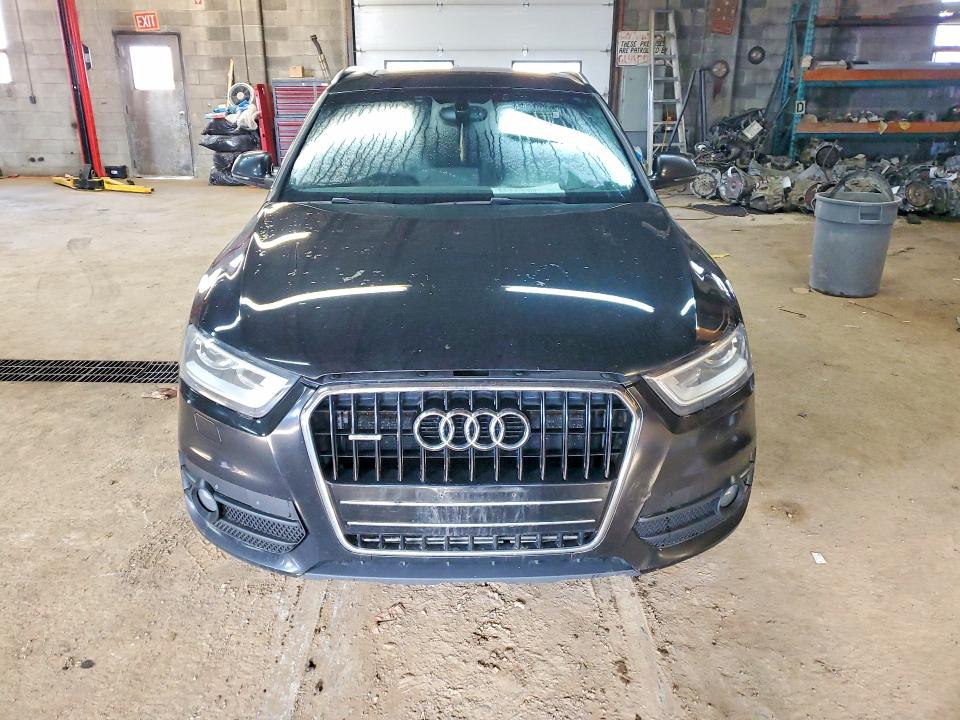 50985636 :رقم المزاد ، WA1EFEFS7FR000795 vin ، 2015 Audi Q3 مزاد بيع