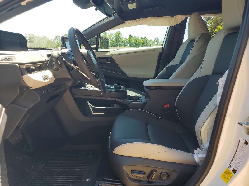 Продажа на аукционе авто 2026 Toyota Bz, vin: JTMBDAFB2TA006151, номер лота: 51440296