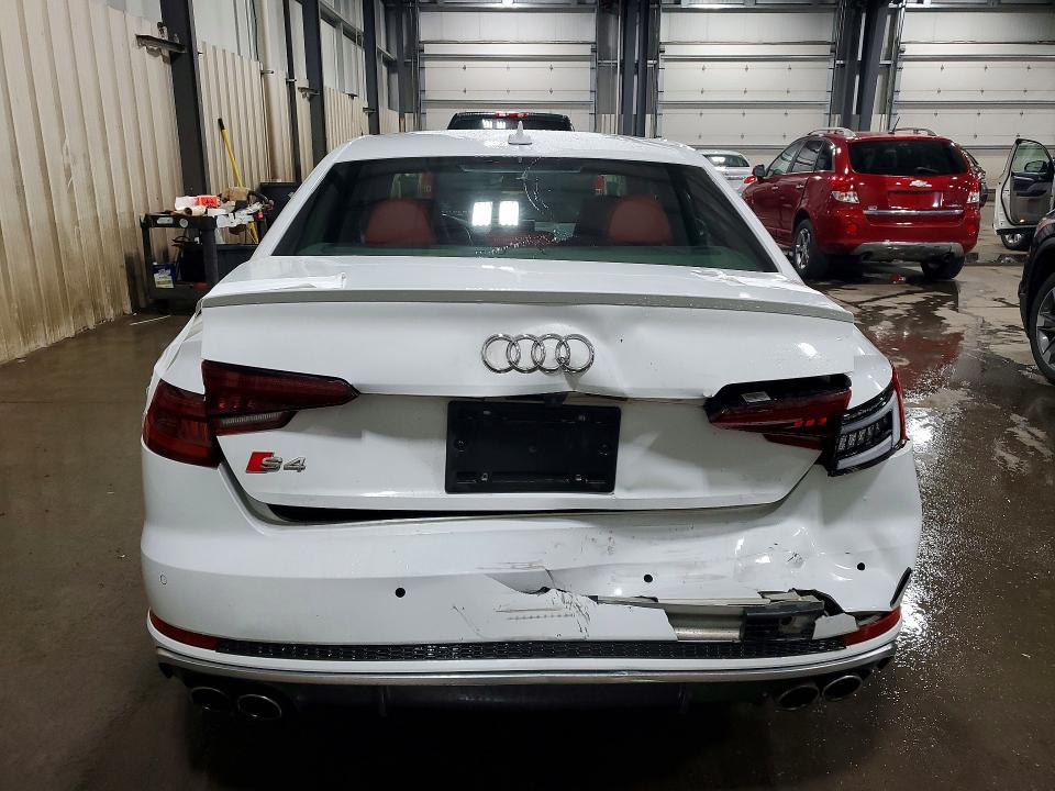 Продаж на аукціоні авто 2018 Audi S4, vin: WAUB4AF46JA158459, номер лоту: 50768696