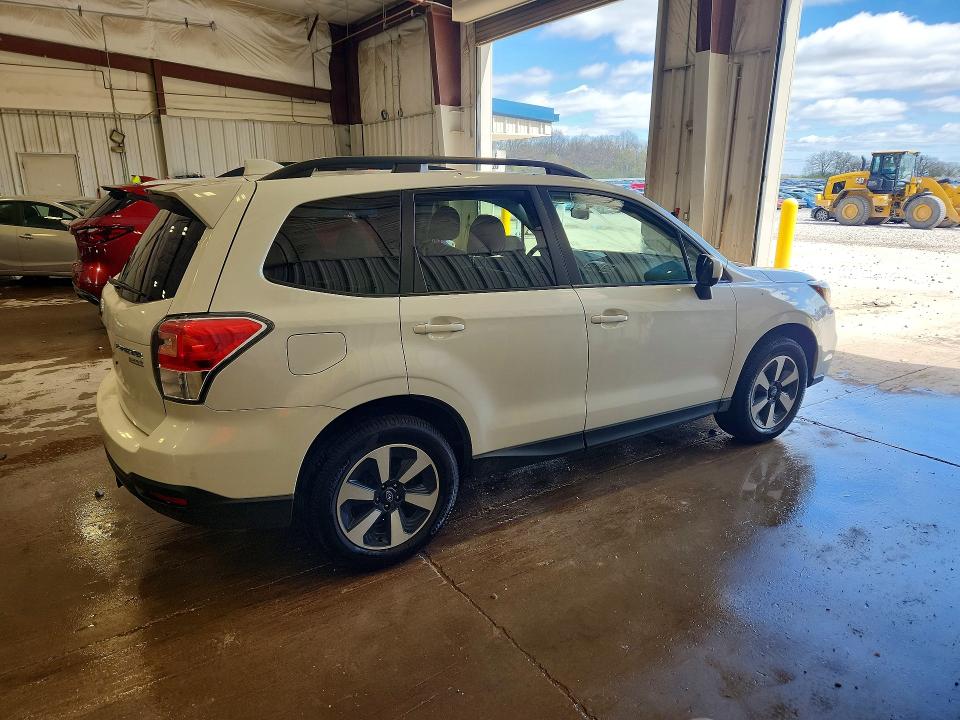 Продаж на аукціоні авто 2017 Subaru Forester, vin: JF2SJADC0HH571163, номер лоту: 51560006