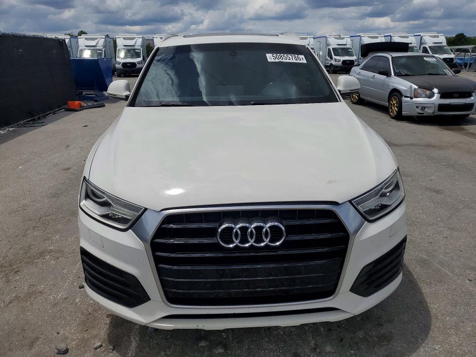 50855786 :رقم المزاد ، WA1BCCFS1JR000526 vin ، 2018 Audi Q3 مزاد بيع