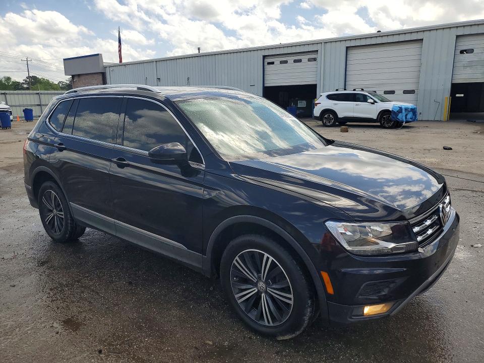 Продажа на аукционе авто 2018 Volkswagen Tiguan, vin: 3VV3B7AX6JM103242, номер лота: 47593246