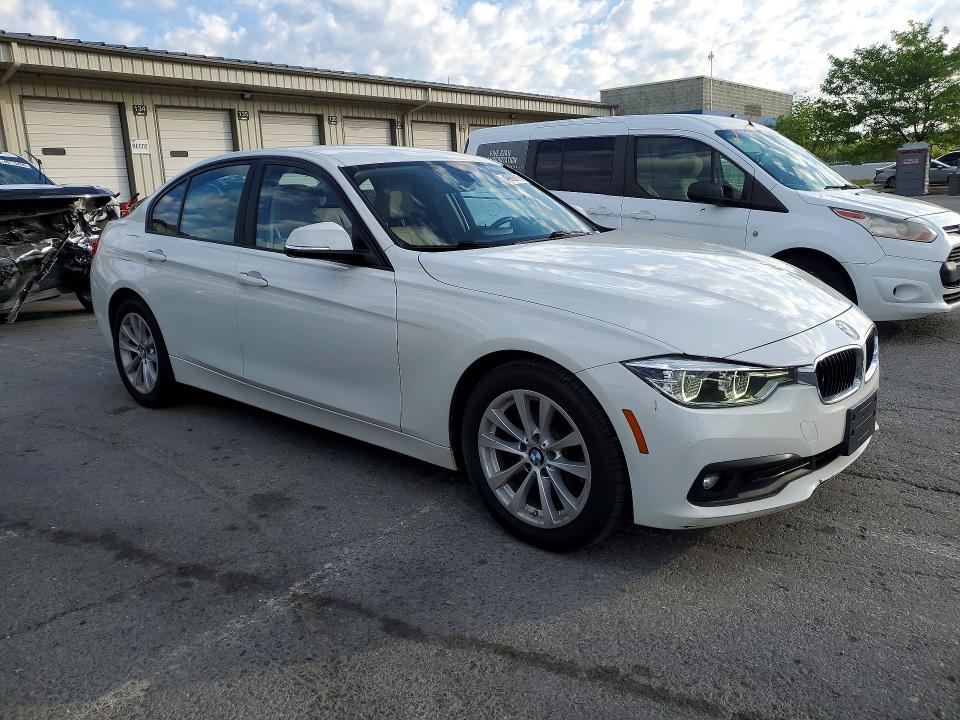 Продаж на аукціоні авто 2018 Bmw 320, vin: WBA8E5G58JNU47311, номер лоту: 49922916